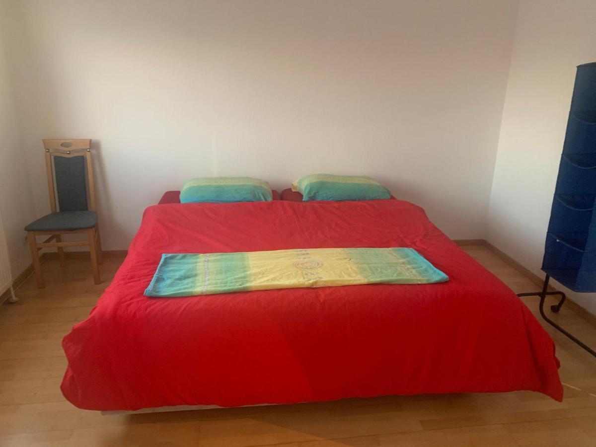 Sehr Schone Zimmer 1 In Wien Favoriten Esterno foto