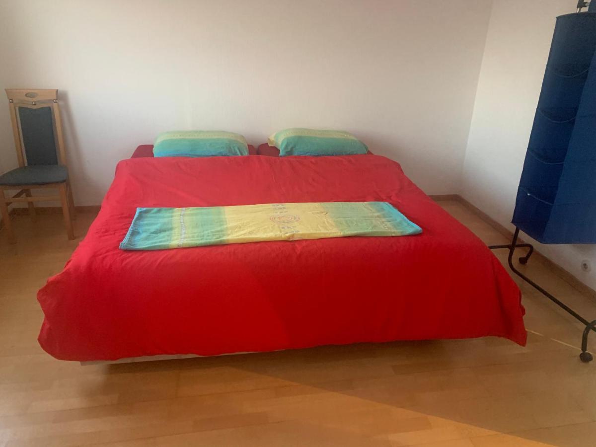 Sehr Schone Zimmer 1 In Wien Favoriten Esterno foto
