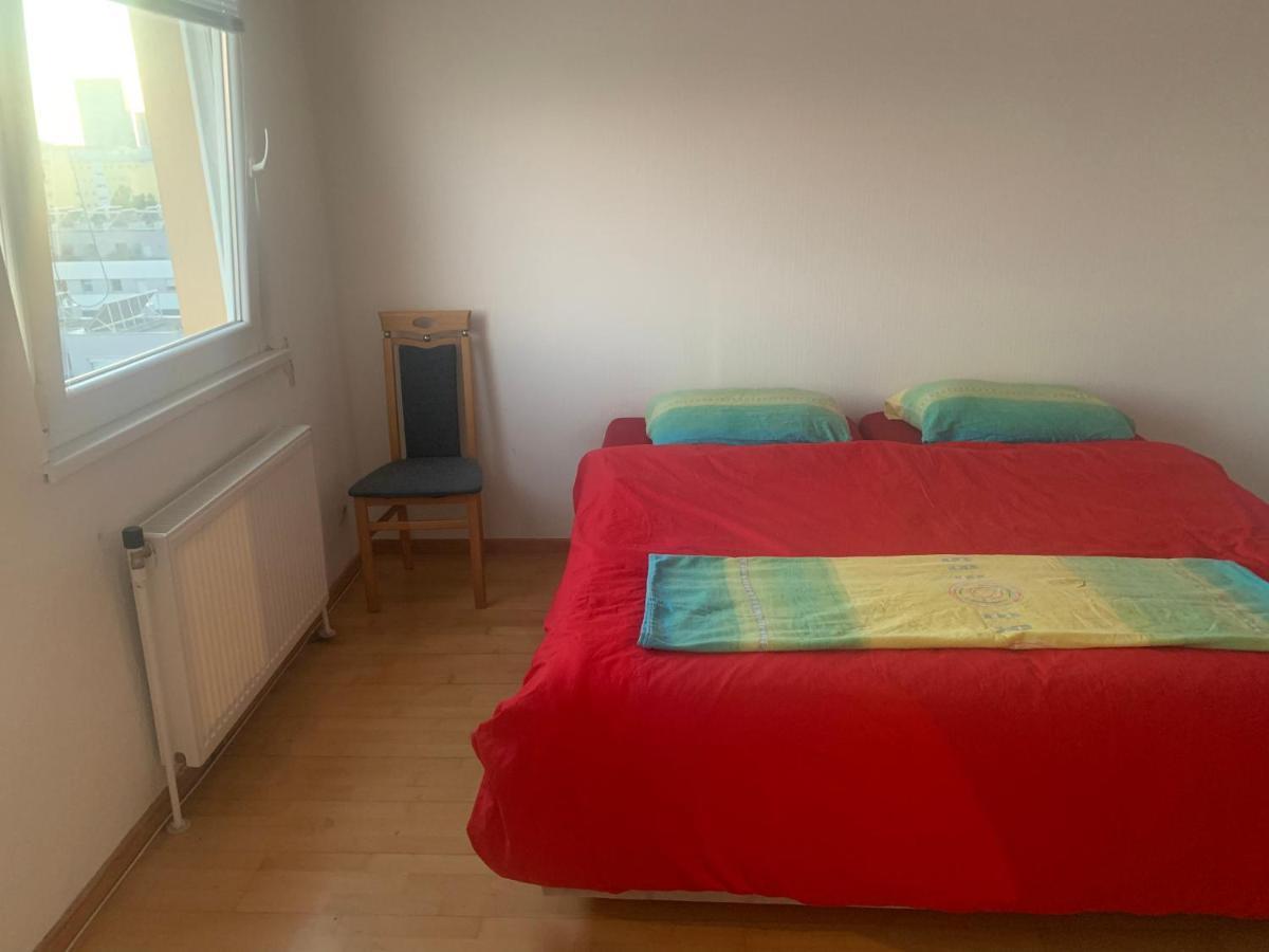 Sehr Schone Zimmer 1 In Wien Favoriten Esterno foto
