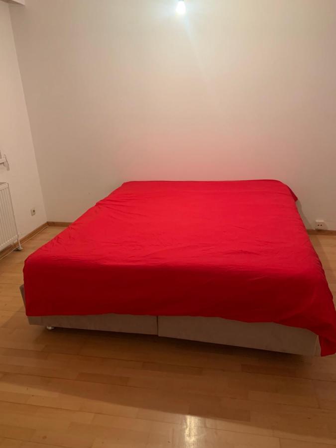 Sehr Schone Zimmer 1 In Wien Favoriten Esterno foto
